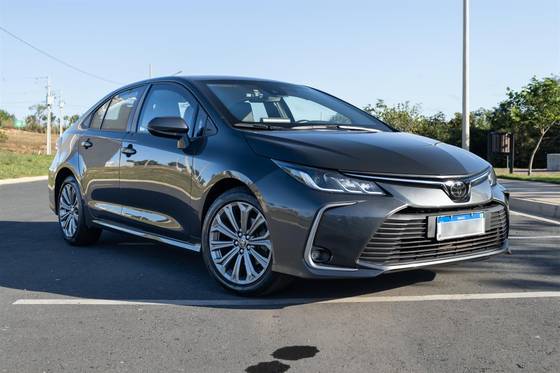 TOYOTA COROLLA 2.0 VVT-IE FLEX XEI DIRECT SHIFT TOYOTA COROLLA 2.0 VVT-IE FLEX XEI DIRECT SHIFT